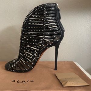 Alaia Black Studded Caged booties size 38 New